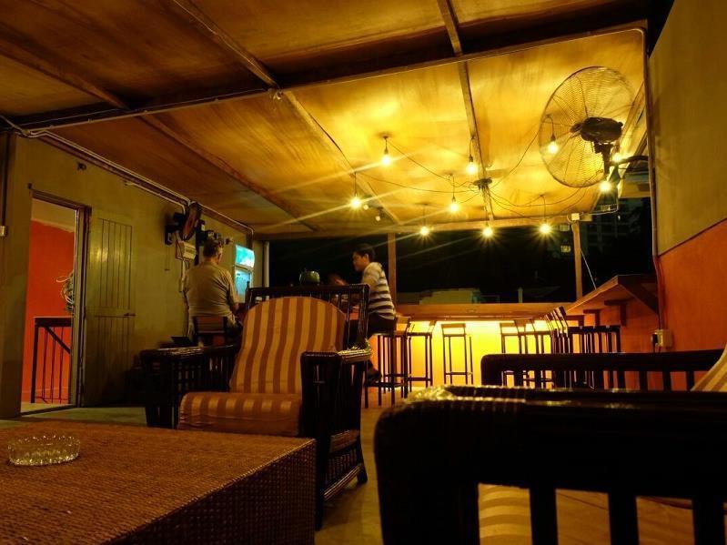 Gibbon Guesthouse กูชิง ภายนอก รูปภาพ